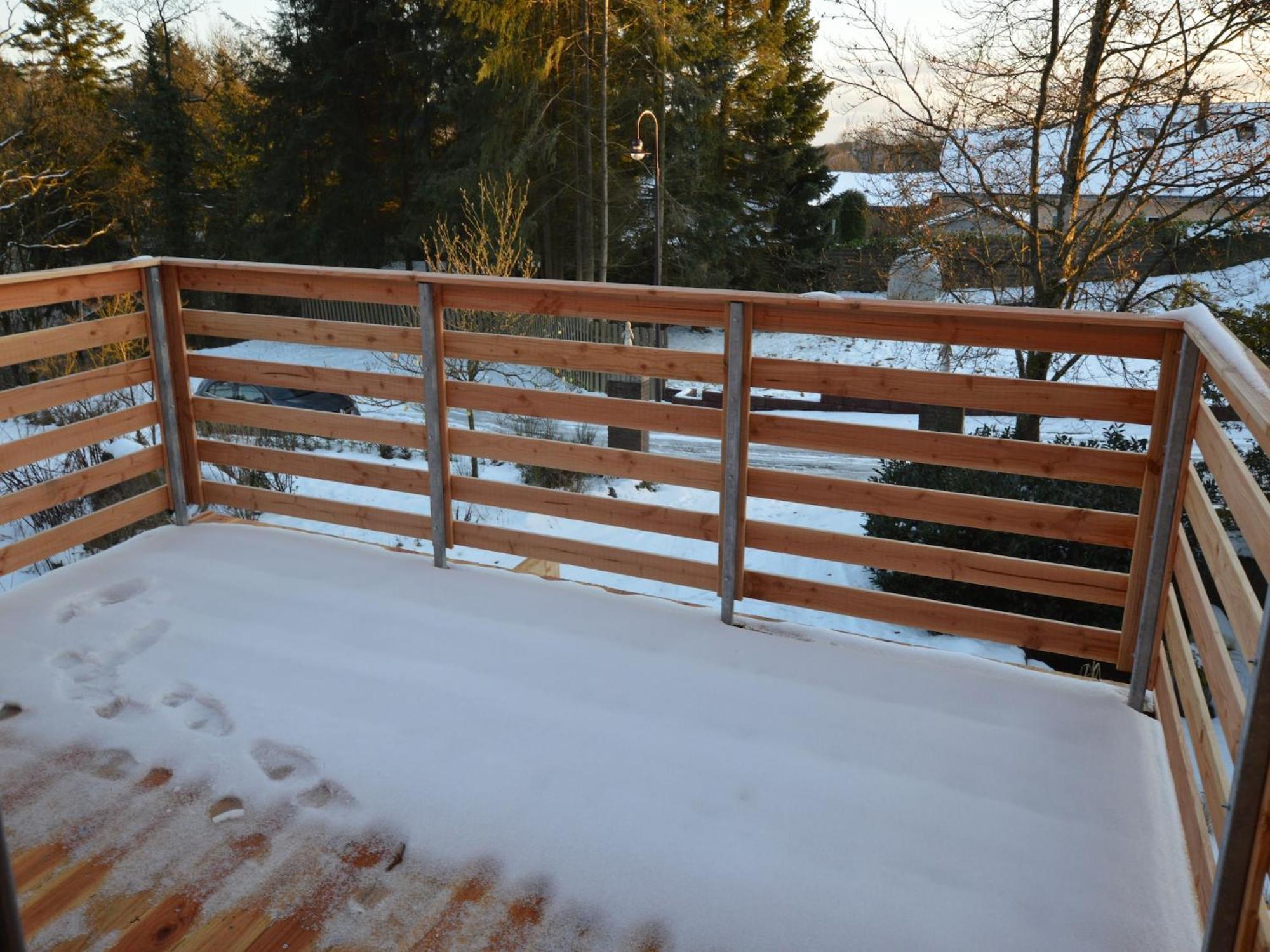 Cosy Apartment In Manderscheid With Balcony Eksteriør billede